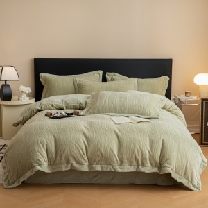 Wide-edge jacquard milk velvet warm four-piece set