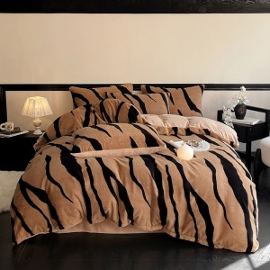 New high-end luxury fur velvet rabbit hair milk velvet printed four-piece suit