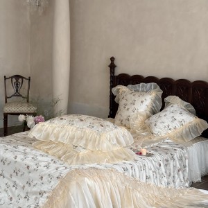 Lyocell single white pastoral style home hotel textile high-end lace bedroom bedding summer cool quilts manufacture