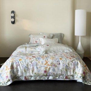 Hot selling lyocell 4-pieces textile ODM coverlets printing bedsheets white bed linen bedding set wholesaler
