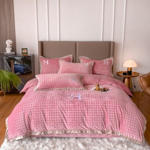 New baby velvet embossed embroidery four-piece set