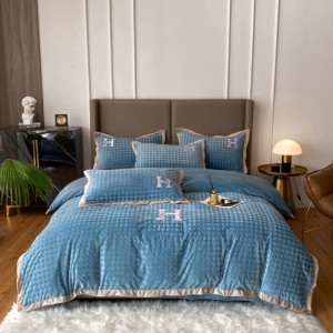 New baby velvet embossed embroidery four-piece set