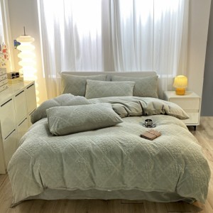 200G carved velvet milk velvet four-piece set
