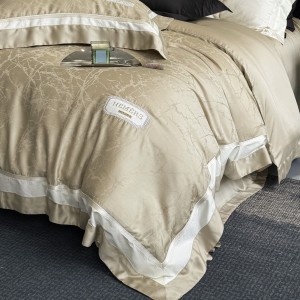 Elegant design full size jacquard adult pillowcases lyocell sateen comforter cover beige bedding set supplier
