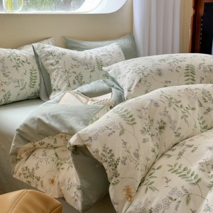 Cotton jet printed pure cotton small fresh cartoon bedding four-piece set