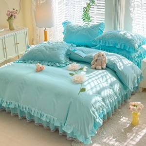 Elegant New Padded Bed Skirt Four-Piece Set