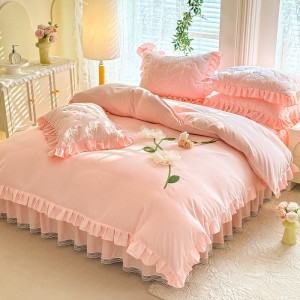 Elegant New Padded Bed Skirt Four-Piece Set
