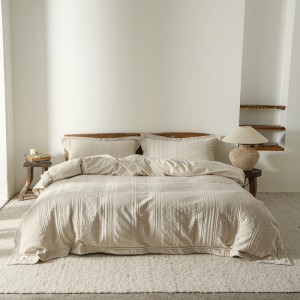 Skin-friendly, comfortable cotton and linen three-piece bed set