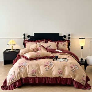 Exquisite and luxurious French lace retro style four-piece set