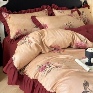 Exquisite and luxurious French lace retro style four-piece set
