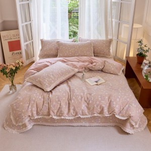 Cloud-like kapok print pure cotton hollow lace four-piece bed cover set