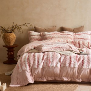 2025 New A-Class Milk Plush Four-Piece Set Lightning Pattern Rabbit Plush Bedding Set
