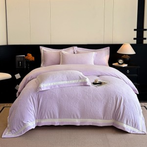 High Density Matte Double-Edge Carved Milk Fleece Four-Piece Set