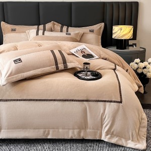Fully Matte Warm Sun Fleece Four-Piece Bedding Set