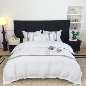 Exquisite Thickened Cotton Large Print Four-Piece Set