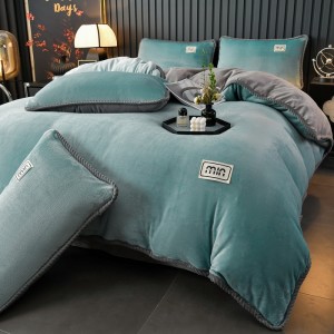 Exquisite Twill Edge Label Milk Fleece Four-Piece Bedding Set
