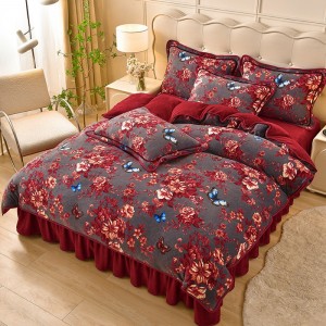 New exquisite and trendy four-piece milk fleece bed skirt set