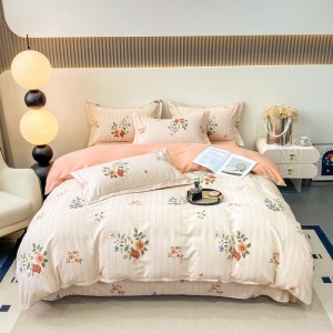 Printed four-piece set with various patterns and frayed edges
