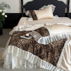 High-quality satin lyocell colored bed sheets exquisite single size  printing quilt cover lace home textile bedding set manufacture