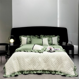 Exquisite washed ice silk embossed summer quilt four-piece set