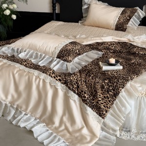 High-quality satin lyocell colored bed sheets exquisite single size  printing quilt cover lace home textile bedding set manufacture