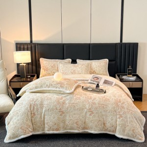Elegant New Rabbit Fur Plush Edge Carved Four-Piece Set