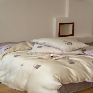 60-count lyocell floral plant embroidery comfortable breathable bed sheet bed linen four-piece white purple bedding set