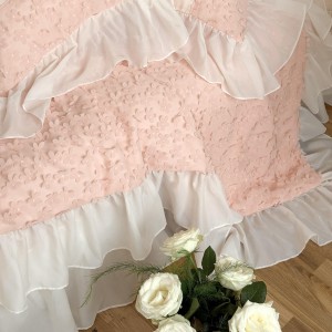 Hot-selling 4-pieces textile pink lace 2m/2.2m bedsheet flat sheets 1.8m quilt cover premium bedding set manufacture