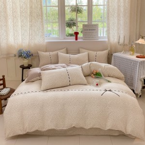 Skin-friendly and elegant kapok printed four-piece set