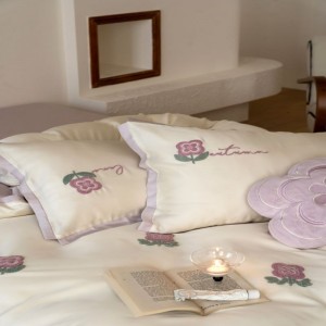60-count lyocell floral plant embroidery comfortable breathable bed sheet bed linen four-piece white purple bedding set