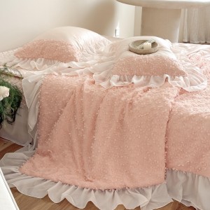 Hot-selling 4-pieces textile pink lace 2m/2.2m bedsheet flat sheets 1.8m quilt cover premium bedding set manufacture