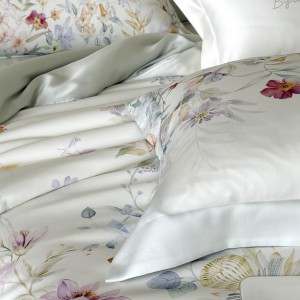 Hot selling lyocell 4-pieces textile ODM coverlets printing bedsheets white bed linen bedding set wholesaler