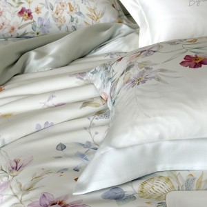 Hot selling lyocell 4-pieces textile ODM/OEM white coverlets digital printing bedsheets simple style bed linen bedding set wholesaler