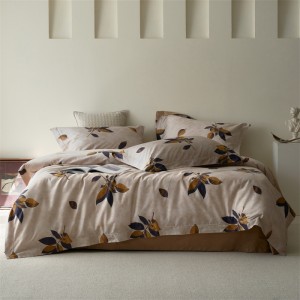 100-Count Long-Stack Cotton Four-Piece Set with Digital Print