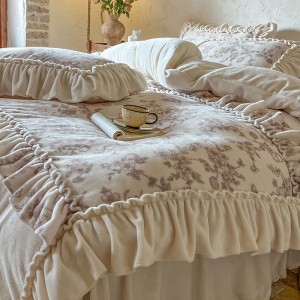 French Style Milk Velvet Digital Printing Duvet Cover Warm Bed Skirt 4PCS Bedding Set For Winter