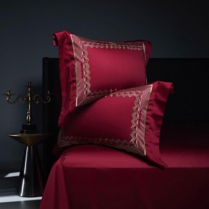Luxury style printing home textile cotton bed linen red embroidery duvet quilt comforter cover bedding set wholesaler