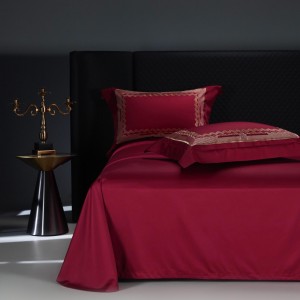 Luxury style printing home textile cotton bed linen red embroidery duvet quilt comforter cover bedding set wholesaler