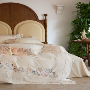 Custom 4PCS 20% Linen 80% Cotton Plant Floral Embroidery Duvet Cover Set Flat Sheet Pillowcases Super Soft Washed Home Textile Bed Sheets Bedding Set