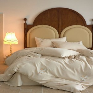 High End Stain Cotton & Natural Linen Floral Embroidery Quilt Cover Soft Skin-Friendly Bed Sheets 4PCS Home Bedding Set Wholesale