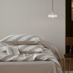 Wholesale high-end pillowcases beige printing comforter set cotton bed linen fitted sheets 2m/2.2m bedding set for adults