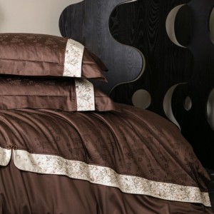 High-End patchwork comforter set 500TC jacquard bedsheets brown coverlets with 2 soft pillowslips bedding set supplier