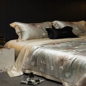 Champagne silk lyocell cotton summer quilt four piece jacquard bed sheets bedding set