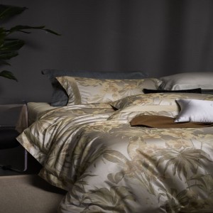 Lyocell yarn-dyed jacquard four piece bedding set with gold quilt cover bed sheets double pillowcases