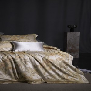 Lyocell yarn-dyed jacquard four piece bedding set with gold quilt cover bed sheets double pillowcases