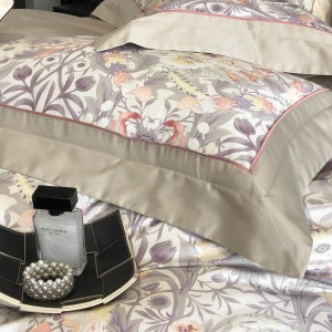 Elegant design full size digital printing adult pillowcases patchwork 100% cotton sateen comforter cover bedding set supplier