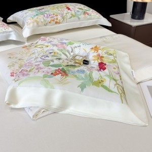 Hot selling sateen cotton 4-pieces textile ODM coverlets printing bedsheets simple style white bed linen bedding set wholesaler