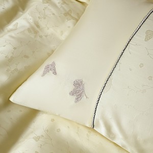 Hot-selling 4-pieces textile jacquard 2m/2.2m bedsheet flat sheets lyocell cotton quilt cover yellow bedding set manufacture