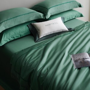 Simple style solid home textile cotton bed linen green duvet quilt comforter cover bedding set wholesaler