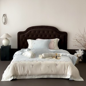 Hot selling embroidery cotton 4-pieces textile ODM coverlets pink bedsheets simple style bed linen bedding set wholesaler