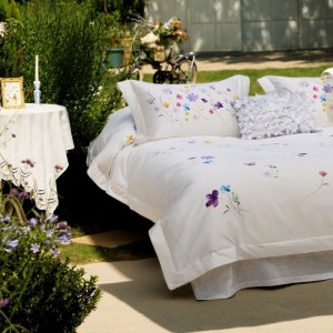 Hot-selling 4-pieces textile leaves printing 2m/2.2m bedsheet flat sheets 1.8m white cotton quilt cover premium bedding set manufacture
